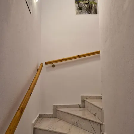 Alex Luxury House شقة
